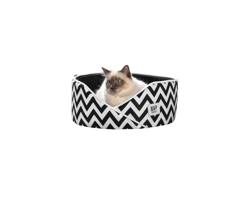 Dana Nest Pet Bed - Bobby